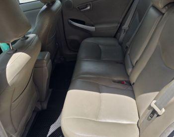 ToyotaPrius2010