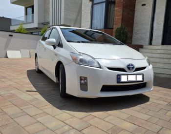 ToyotaPrius2010
