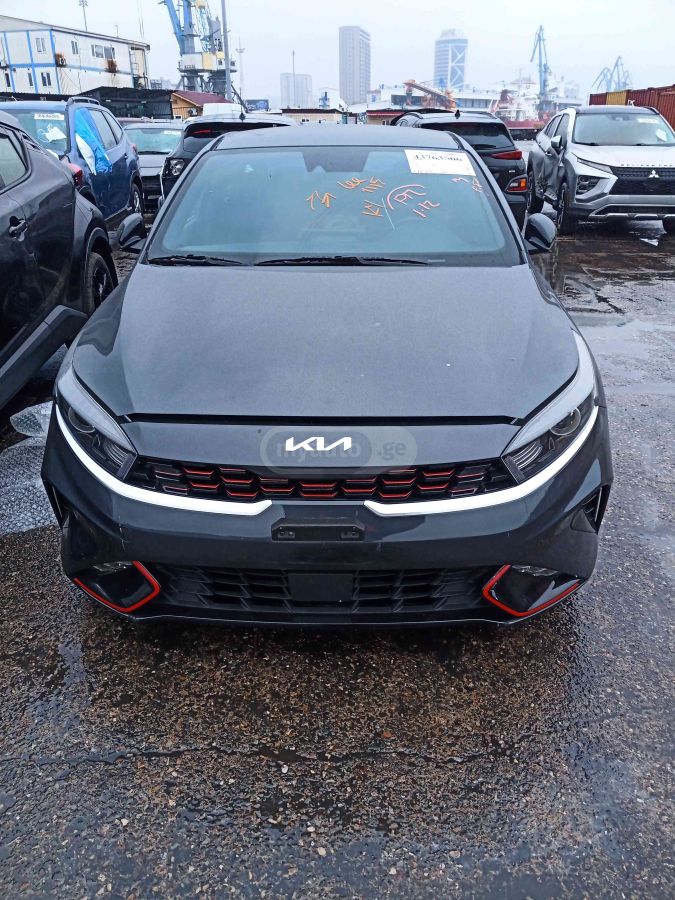 Kia Forte GTline 2023 — миниатюра 3
