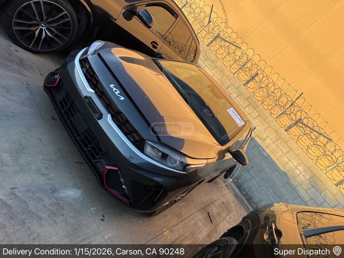 Kia Forte GTline 2023 — миниатюра 4