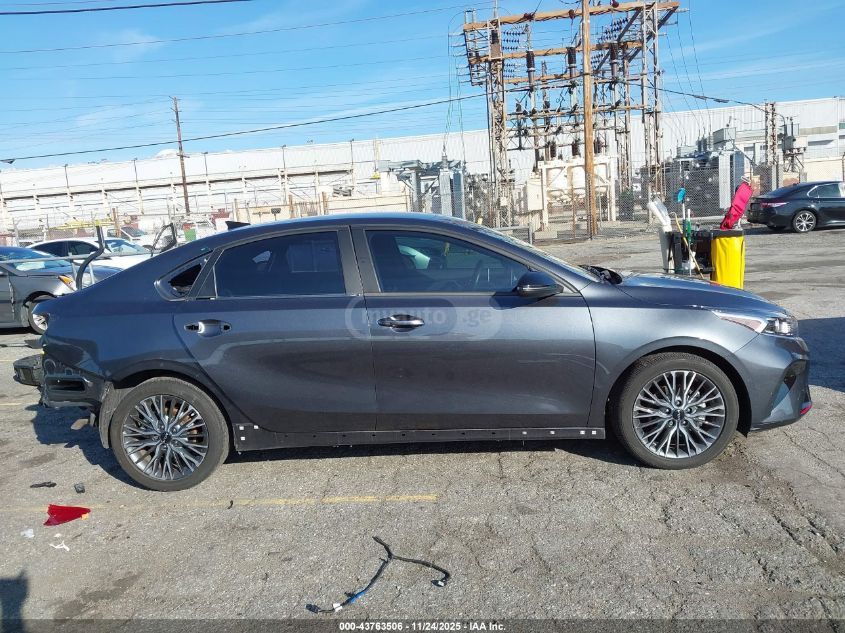 Kia Forte GTline 2023 — миниатюра 5