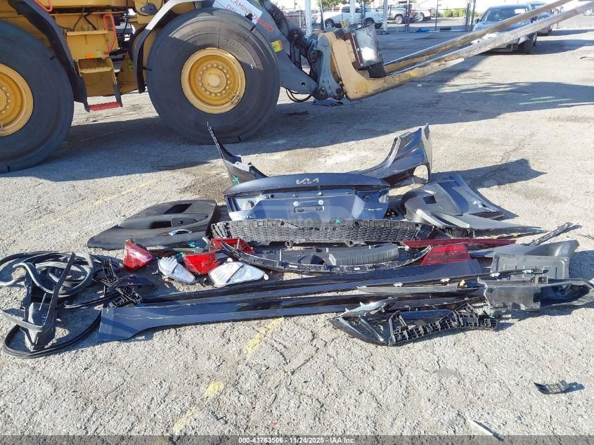 Kia Forte GTline 2023 — миниатюра 8