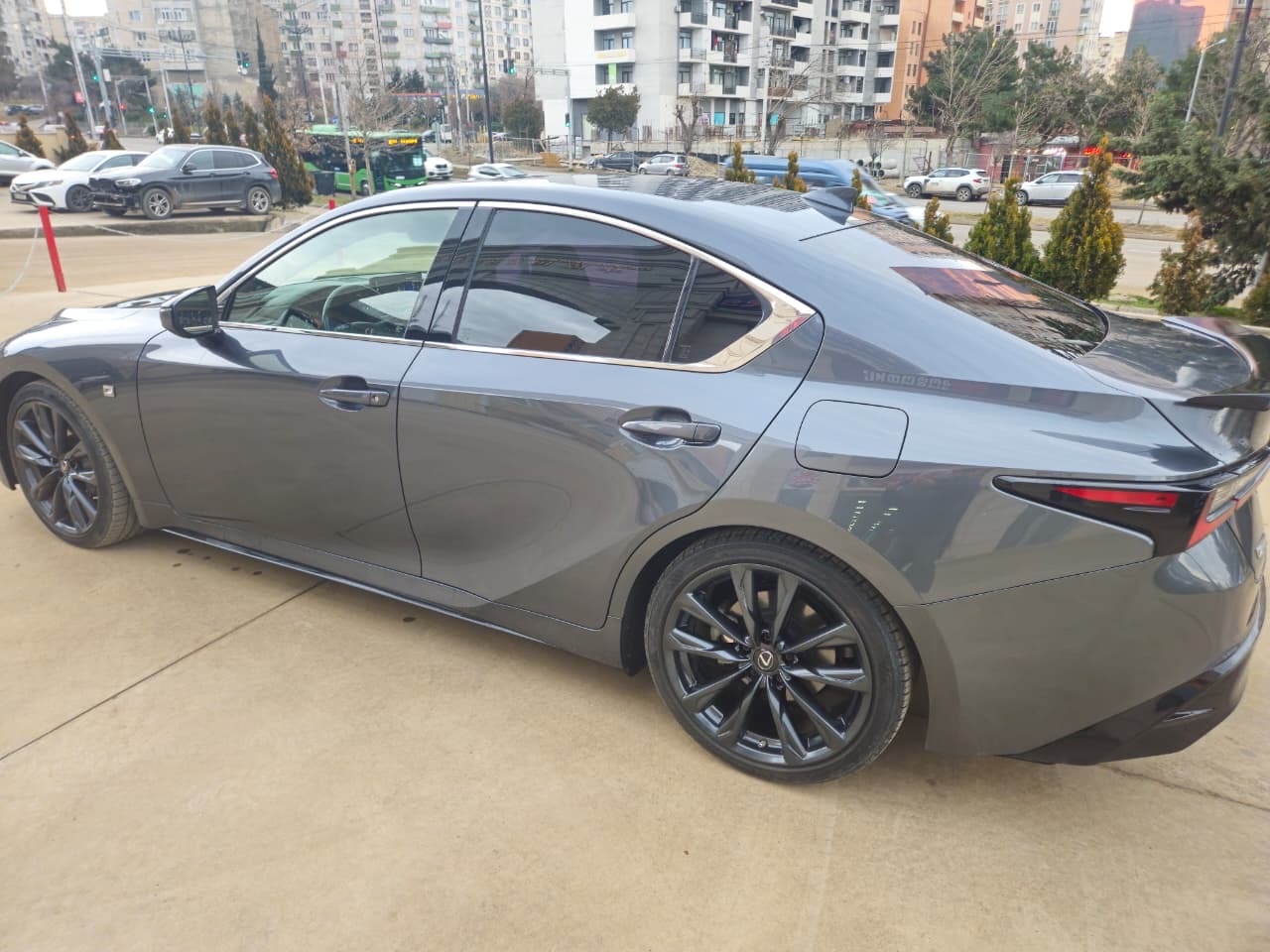 Lexus F SPORT — миниатюра 2