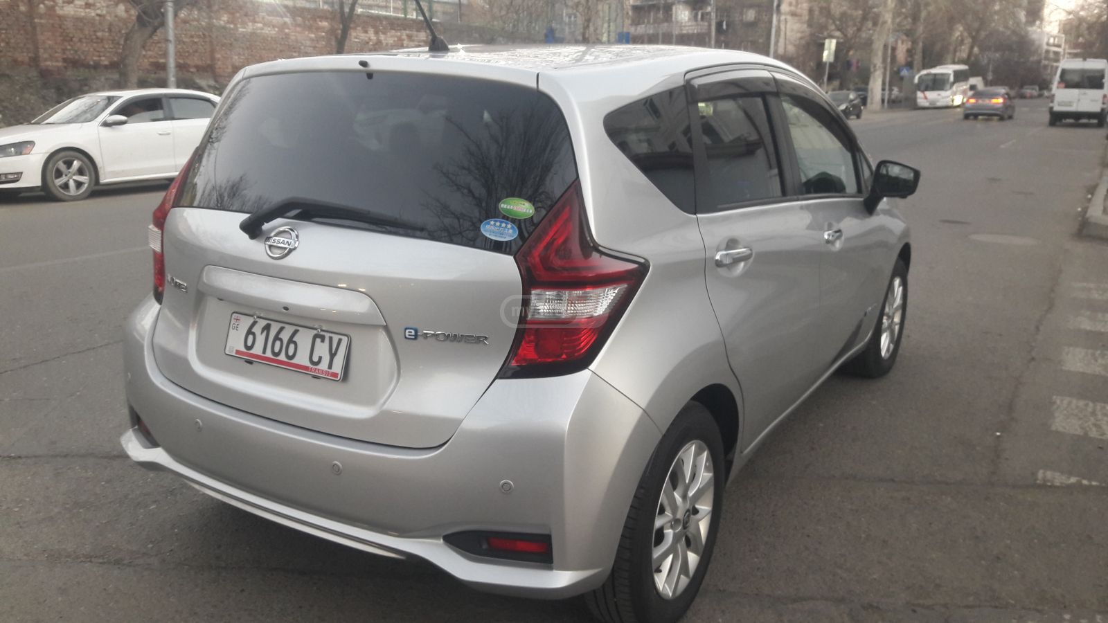 Nissan Note - фото 5