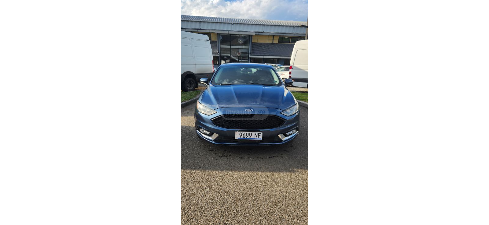 Ford Fusion - фото 1