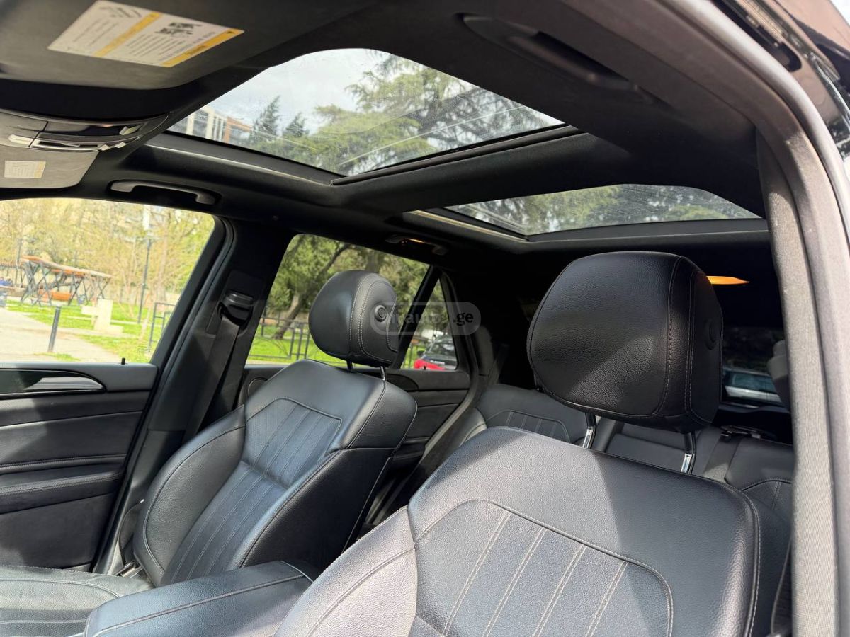 Mercedes-Benz GLE 350 - фото 12