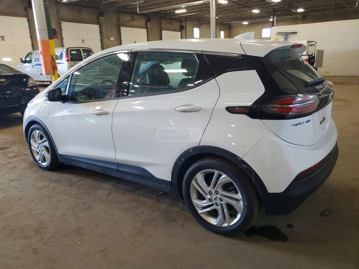 Chevrolet Bolt EV 2023 — миниатюра 2