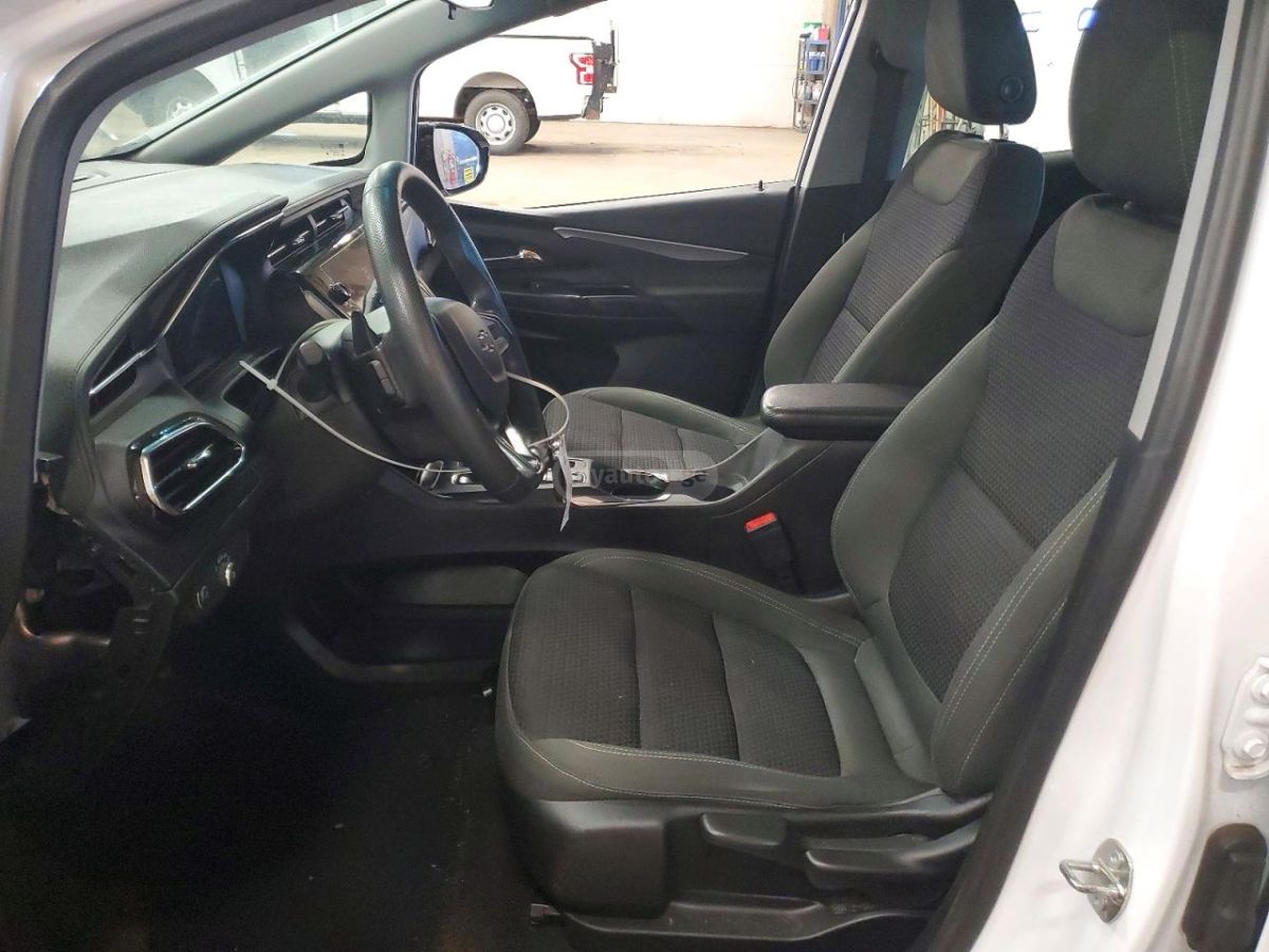 Chevrolet Bolt EV 2023 — миниатюра 7