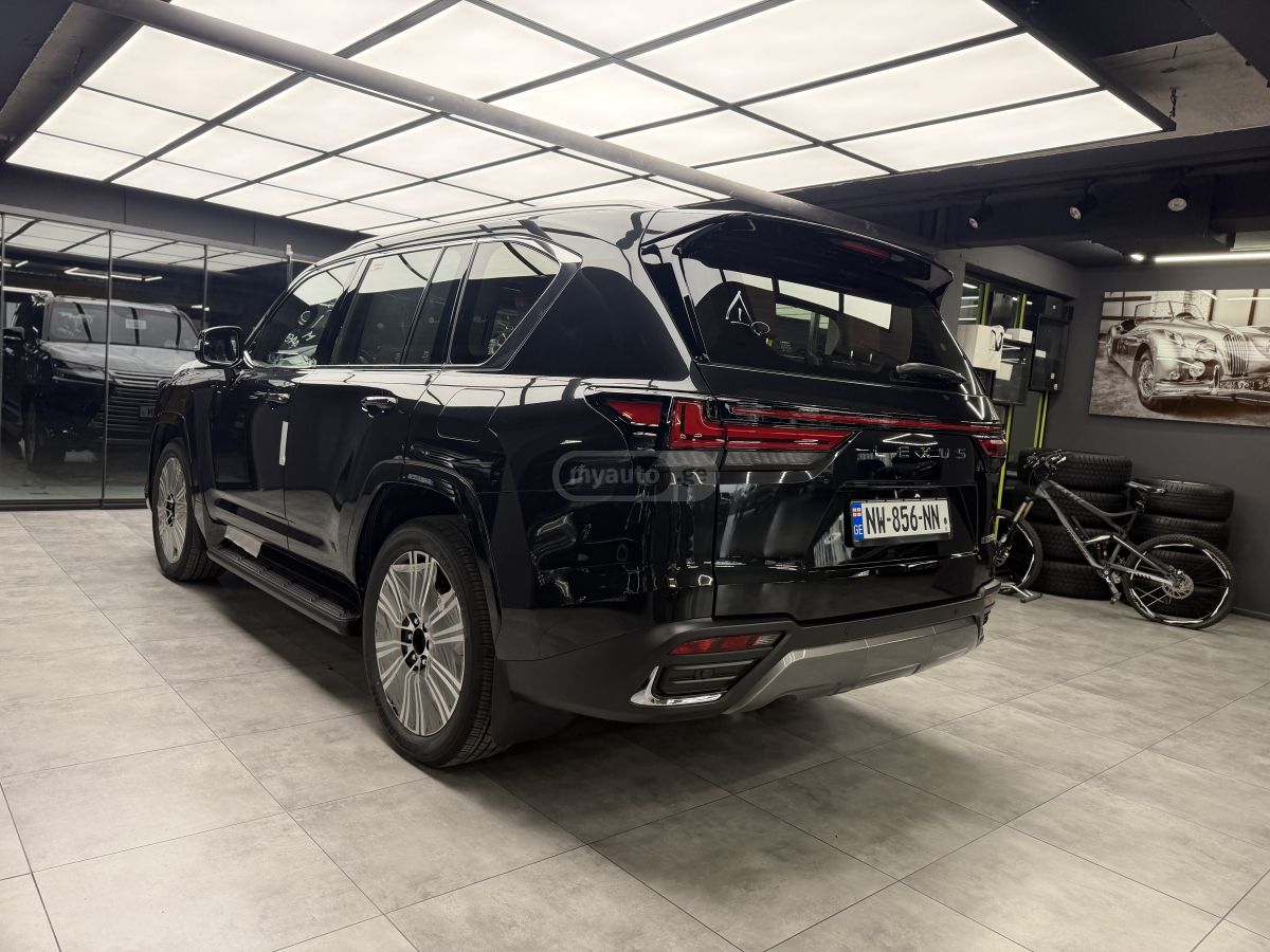 Lexus LX 600 - фото 7