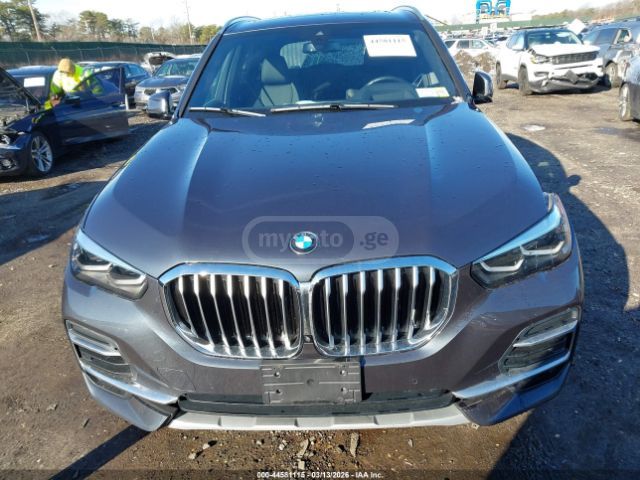 BMW xDrive40i 4dr All-Wheel Drive — миниатюра 11