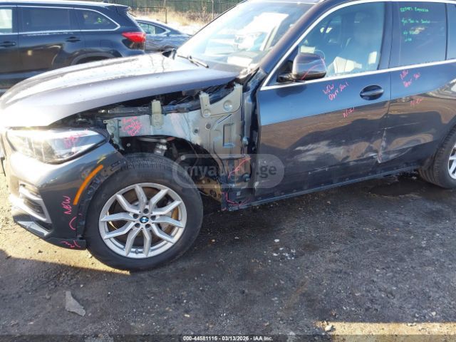 BMW xDrive40i 4dr All-Wheel Drive — миниатюра 6