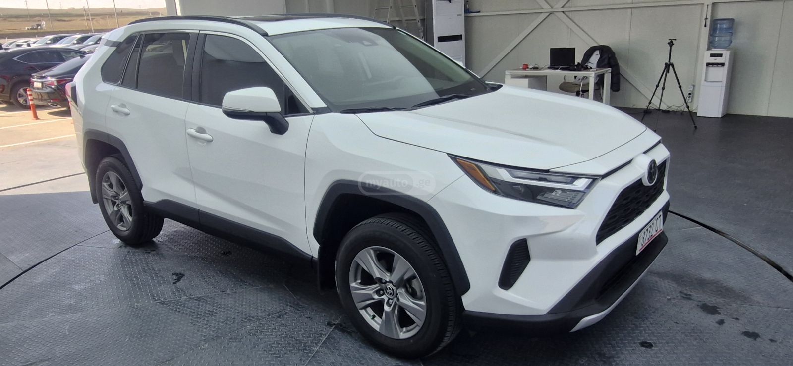 Toyota RAV 4 - фото 3