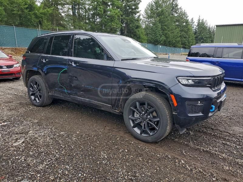 Jeep Grand Cherokee 2024 — миниатюра 2