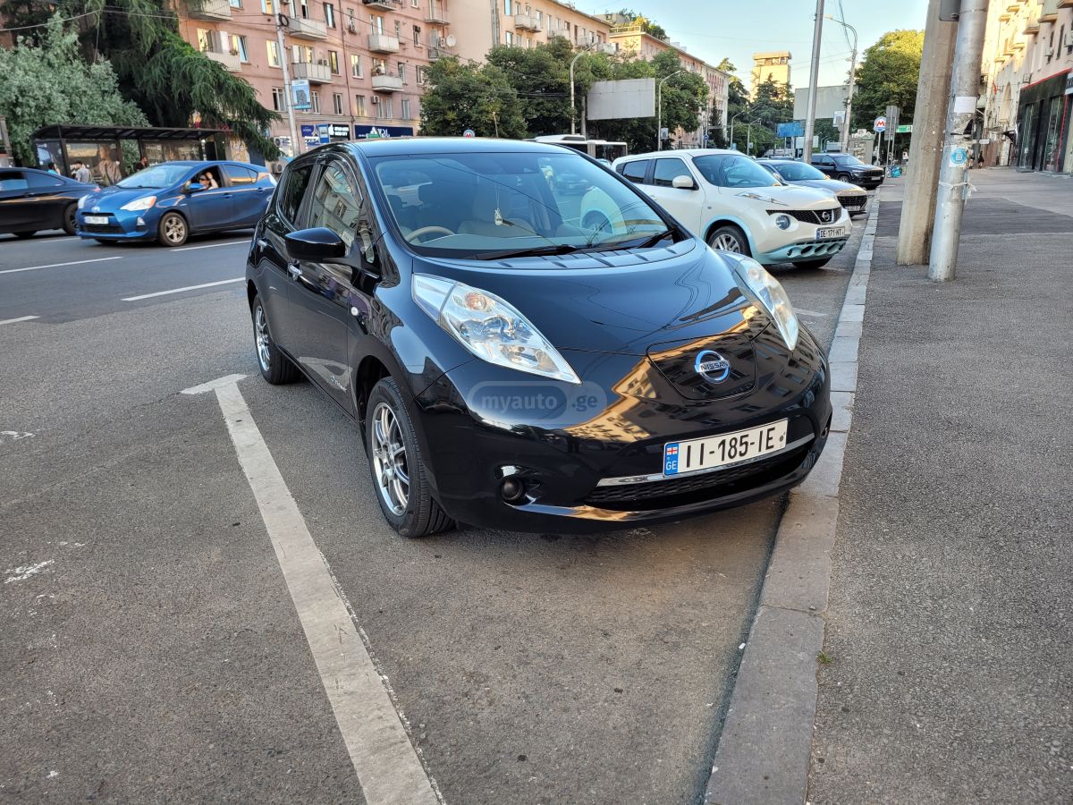 Nissan Leaf - фото 2