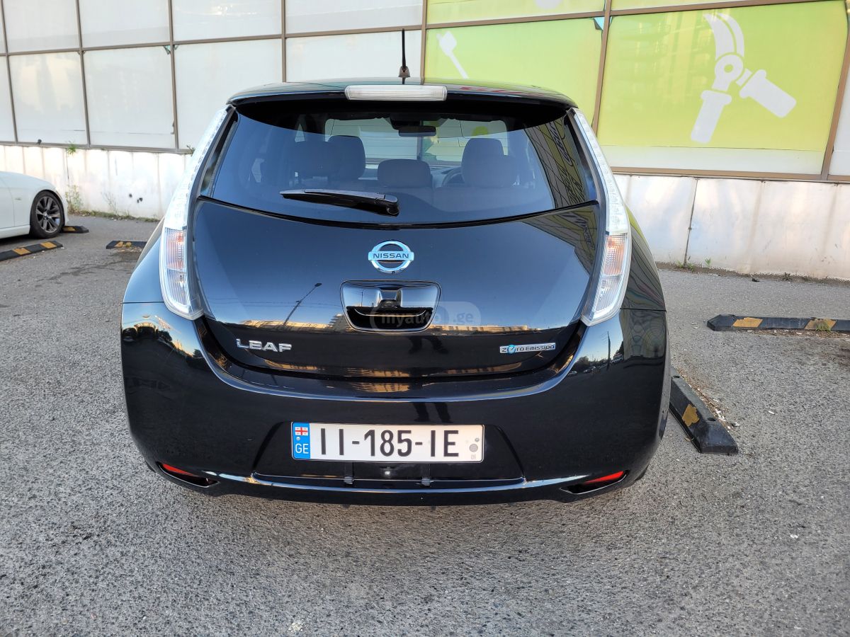 Nissan Leaf - фото 5