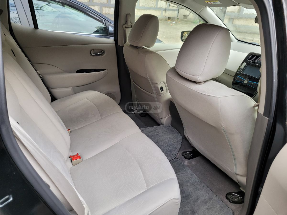 Nissan Leaf - фото 7