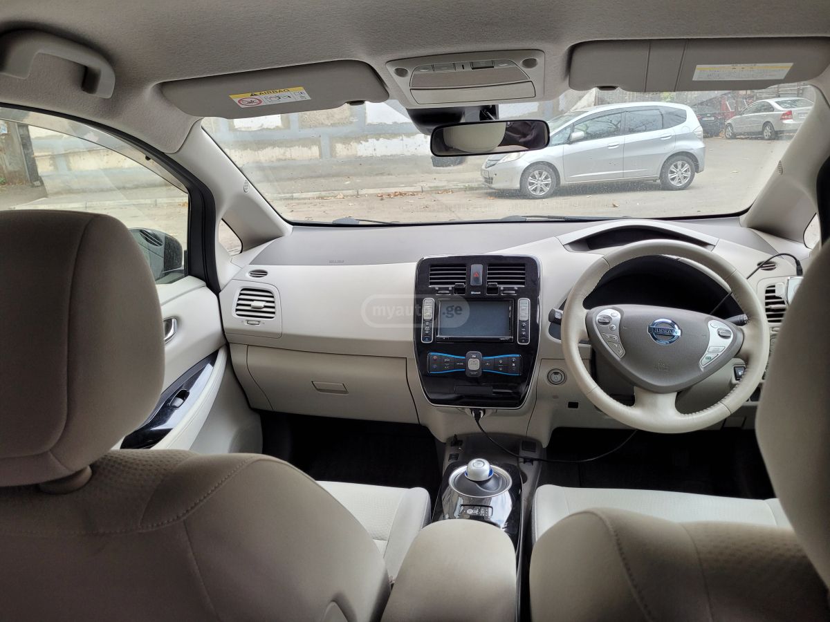 Nissan Leaf - фото 8