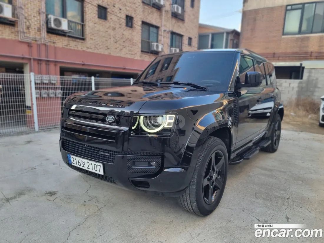 Land Rover Defender 90 2023 — миниатюра 2