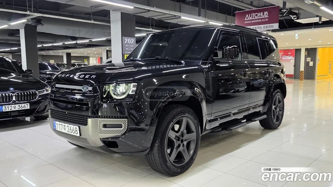 Land Rover Defender 90 2025 — миниатюра 7