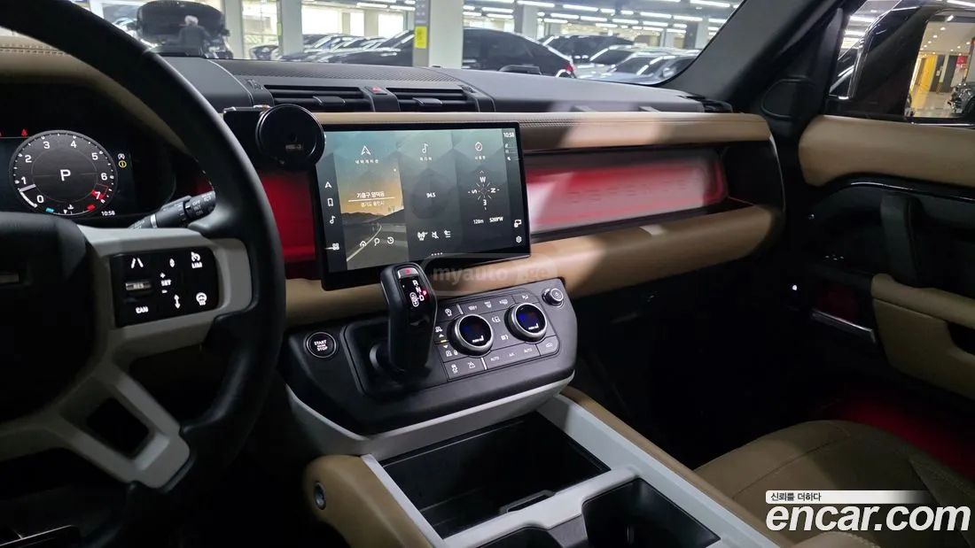 Land Rover Defender 90 2025 — миниатюра 9