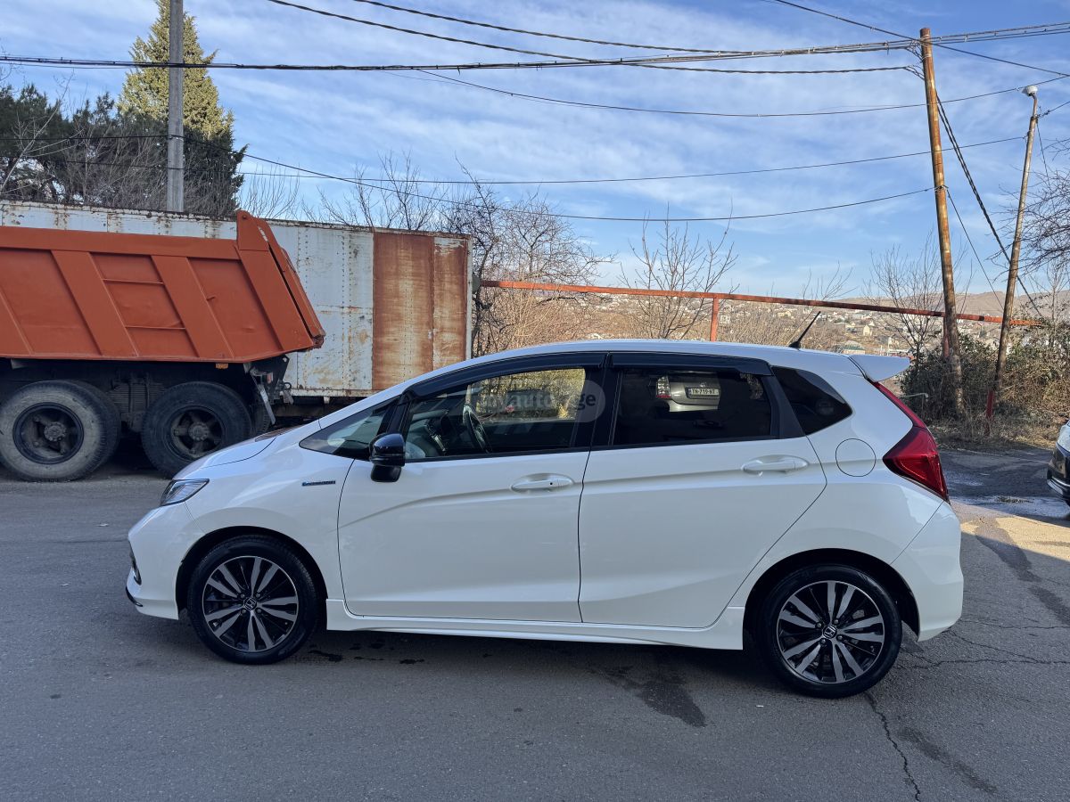 Honda FIT - фото 8