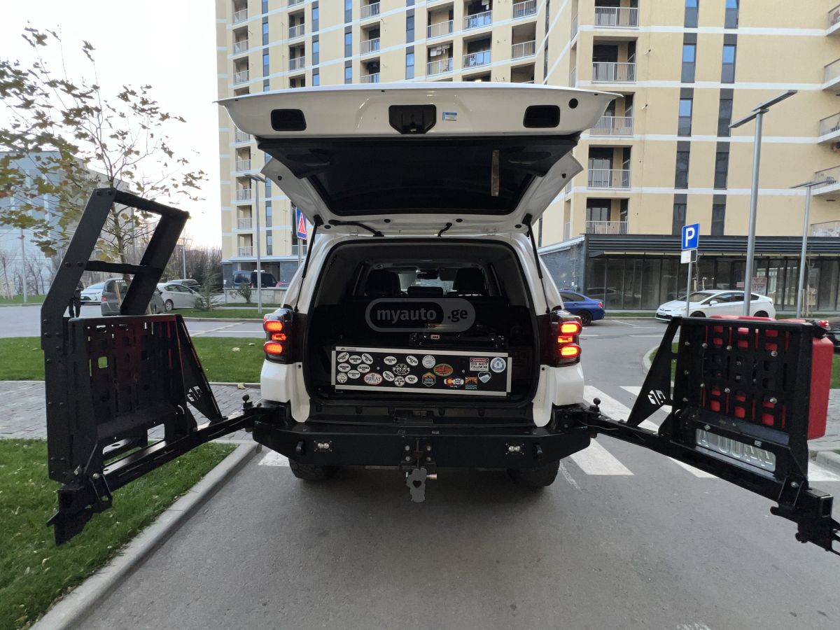 Toyota 4 Runner - фото 10