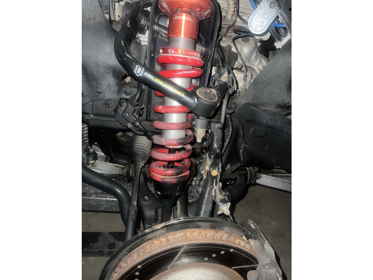 Toyota 4 Runner - фото 14