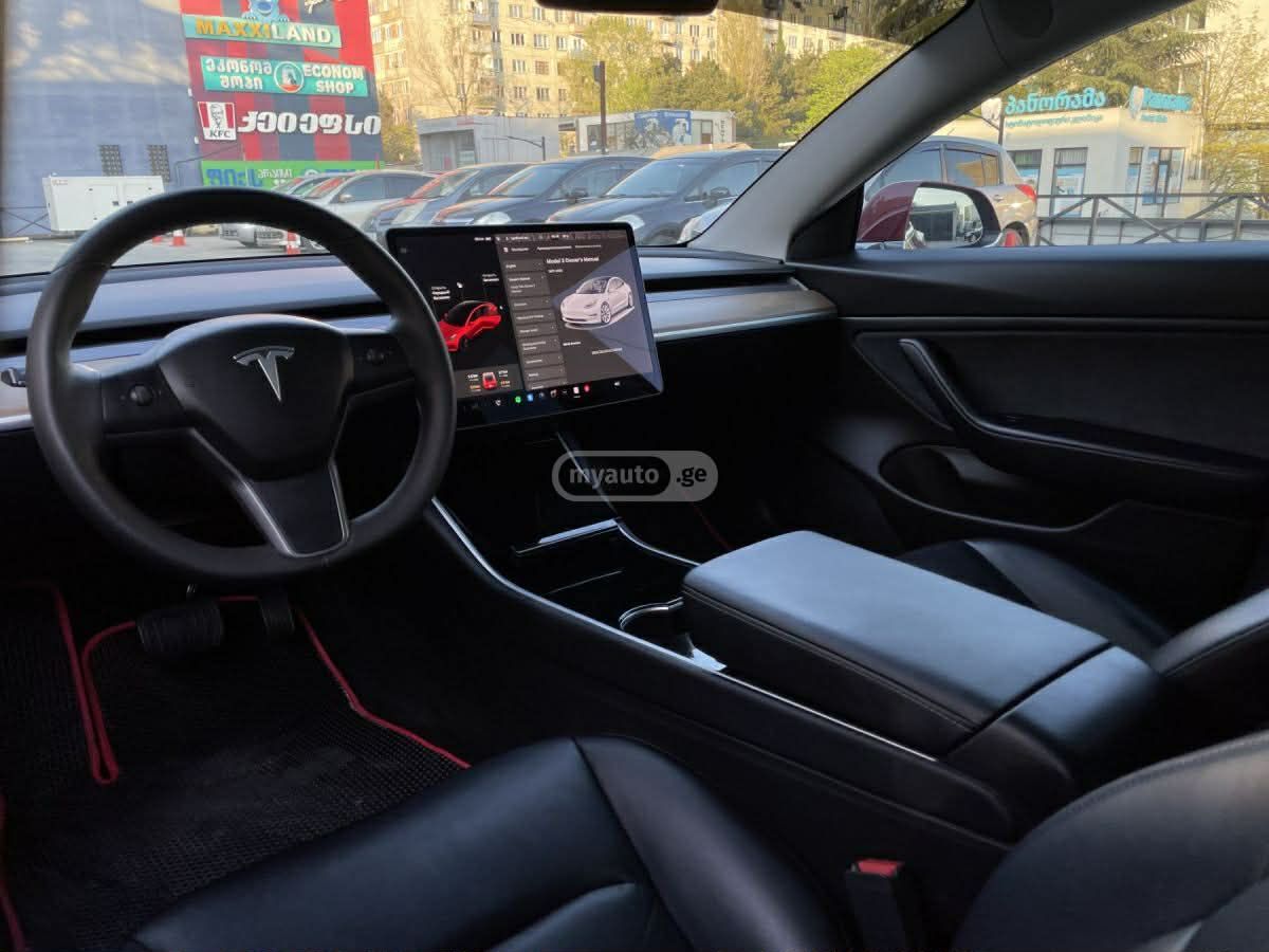 Tesla Model 3 - фото 2