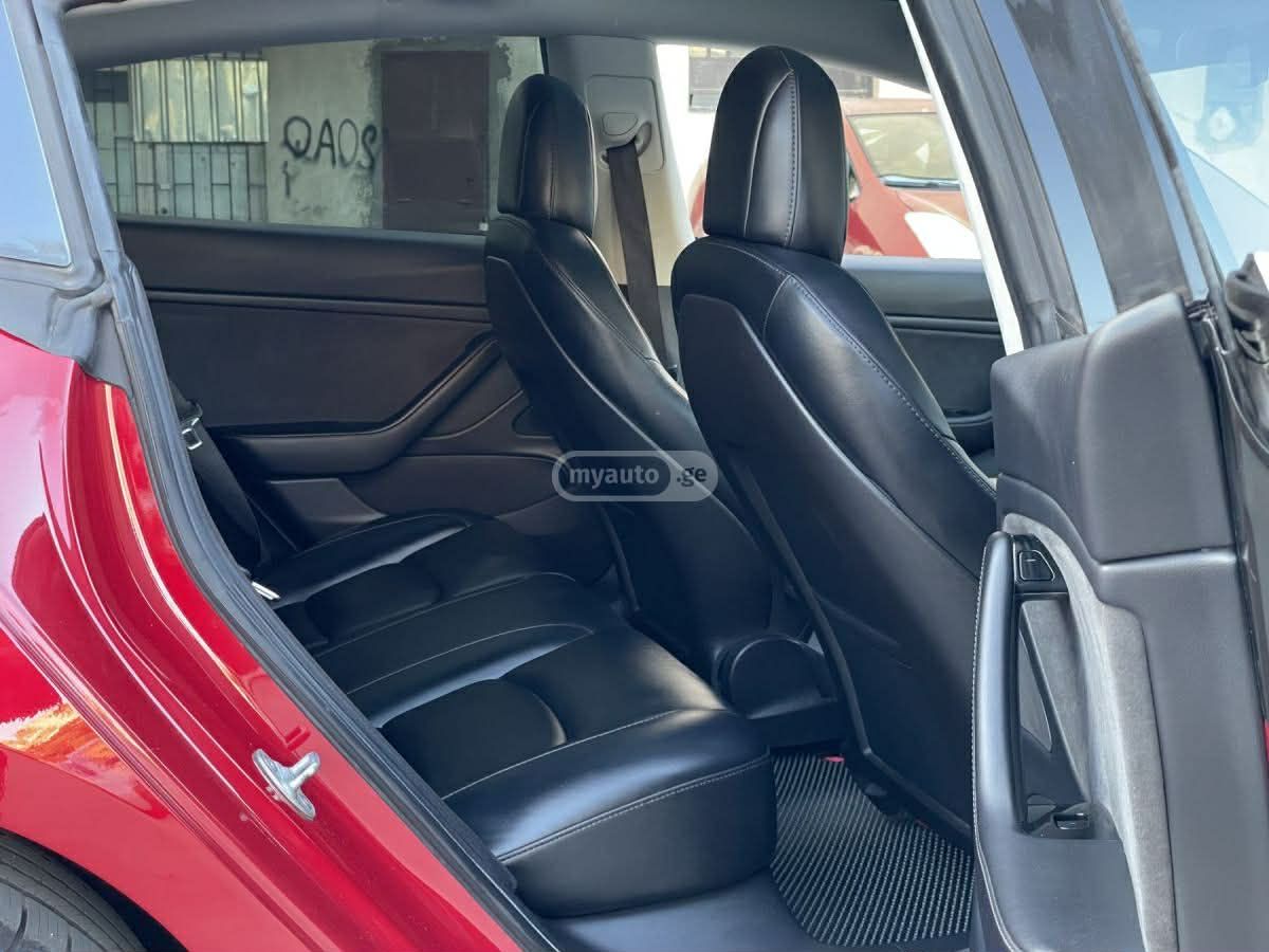 Tesla Model 3 - фото 4
