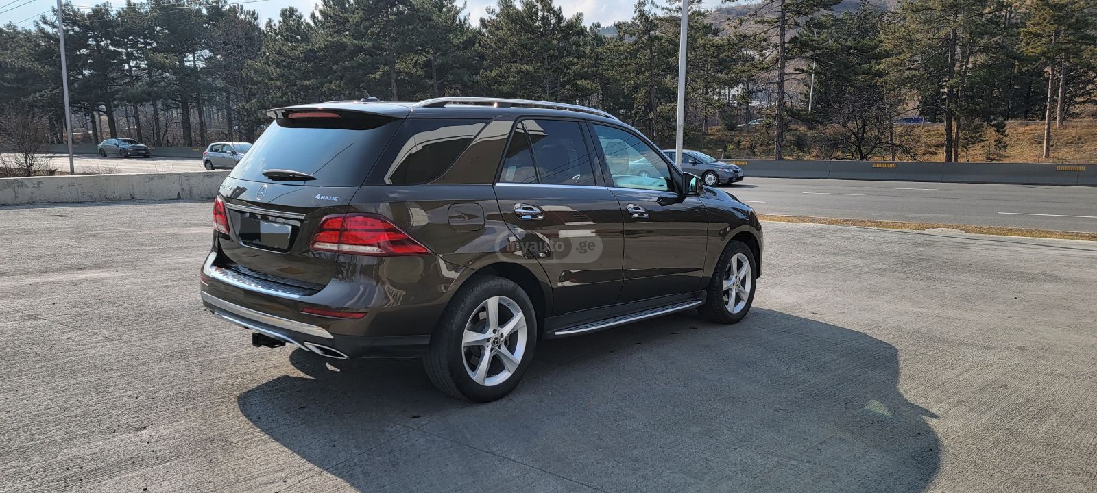 Mercedes-Benz GLE 350 - фото 1
