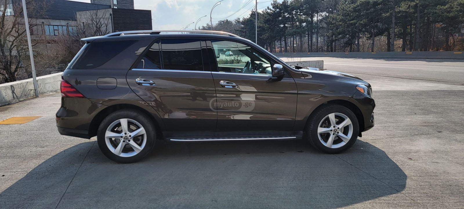 Mercedes-Benz GLE 350 - фото 6