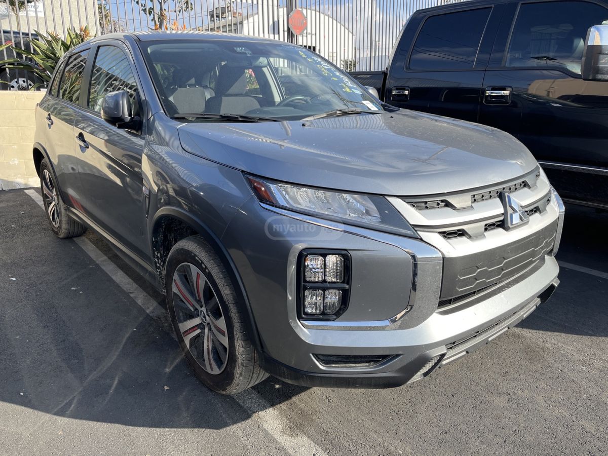 Mitsubishi Outlander Sport - фото 2