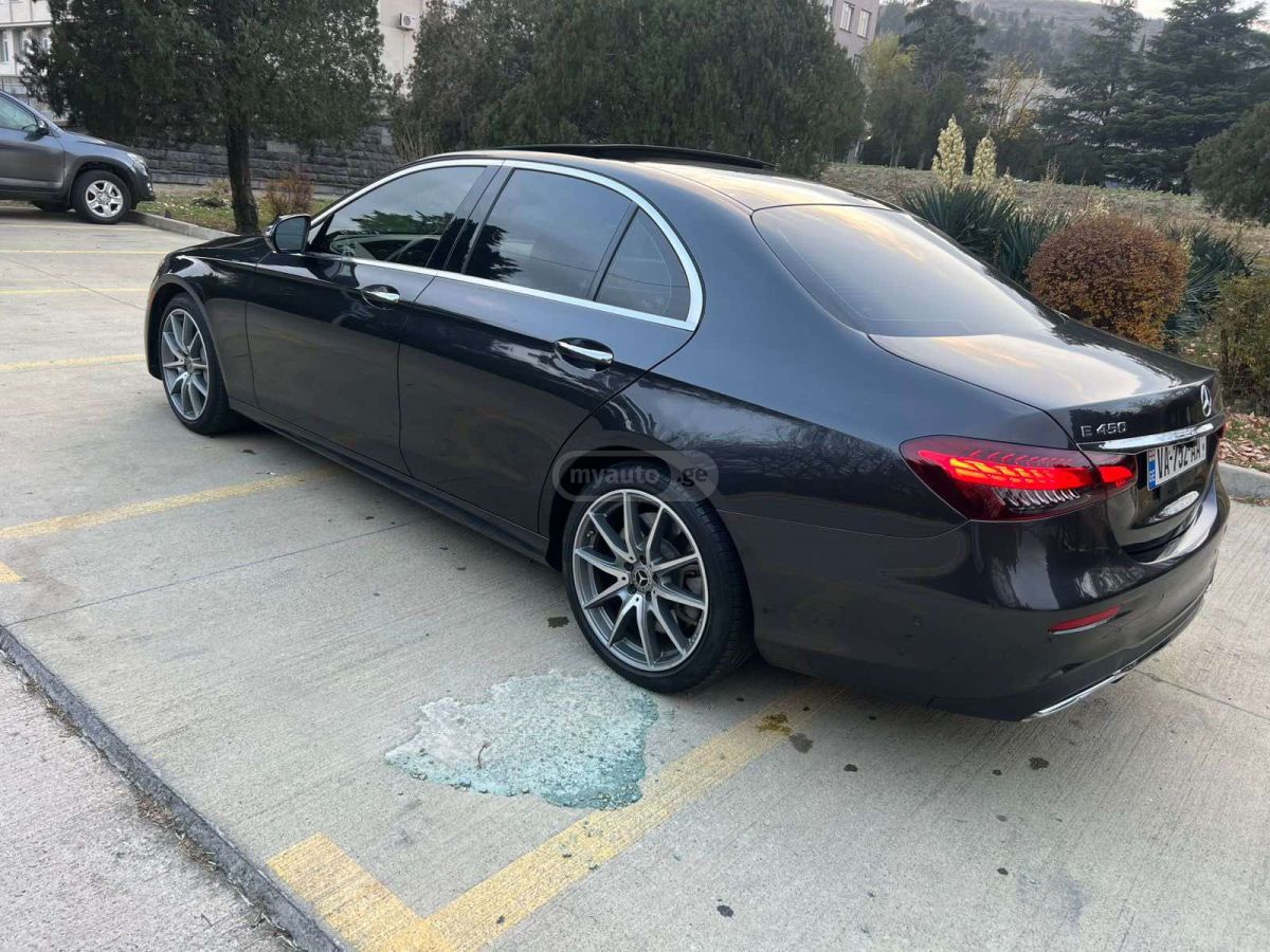 Mercedes-Benz E 450 2021 — миниатюра 11