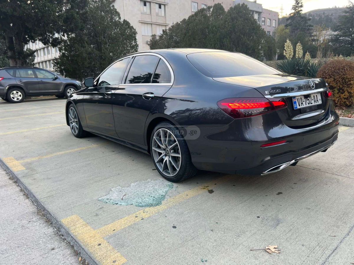 Mercedes-Benz E 450 2021 — миниатюра 5