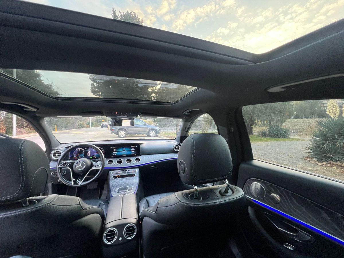 Mercedes-Benz E 450 2021 — миниатюра 8