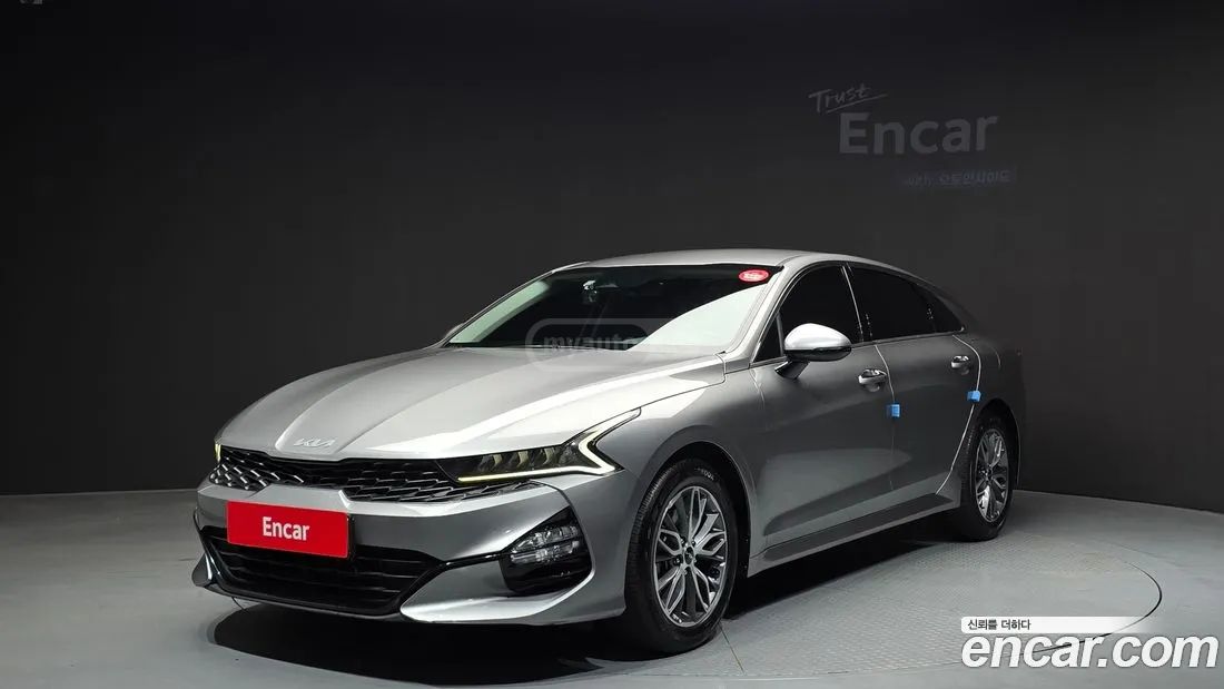 Kia Optima - фото 1