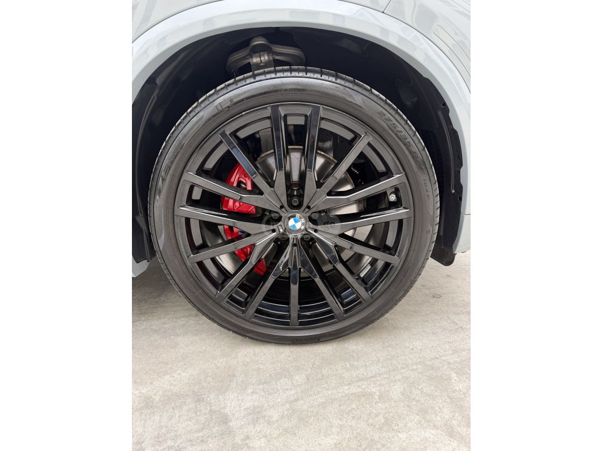 BMW xDrive40i 4dr All-Wheel Drive — миниатюра 10