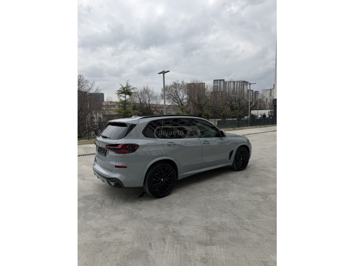 BMW xDrive40i 4dr All-Wheel Drive — миниатюра 5