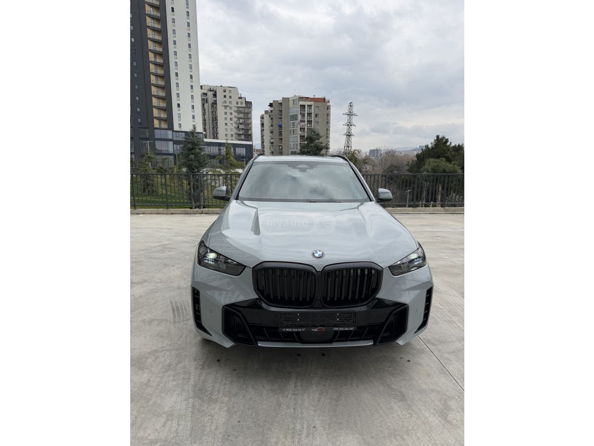 BMW xDrive40i 4dr All-Wheel Drive — миниатюра 6