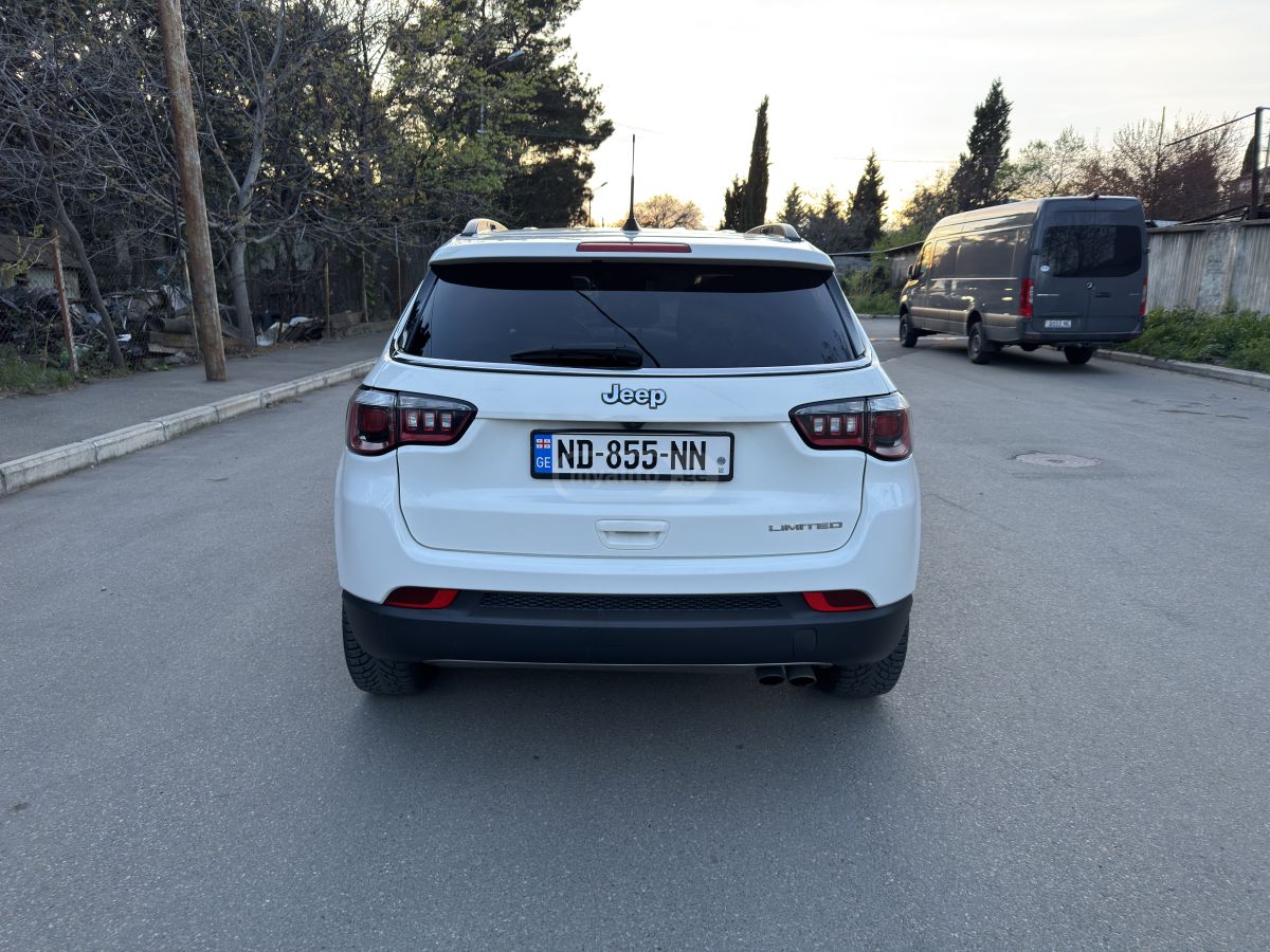 Jeep Compass - фото 5