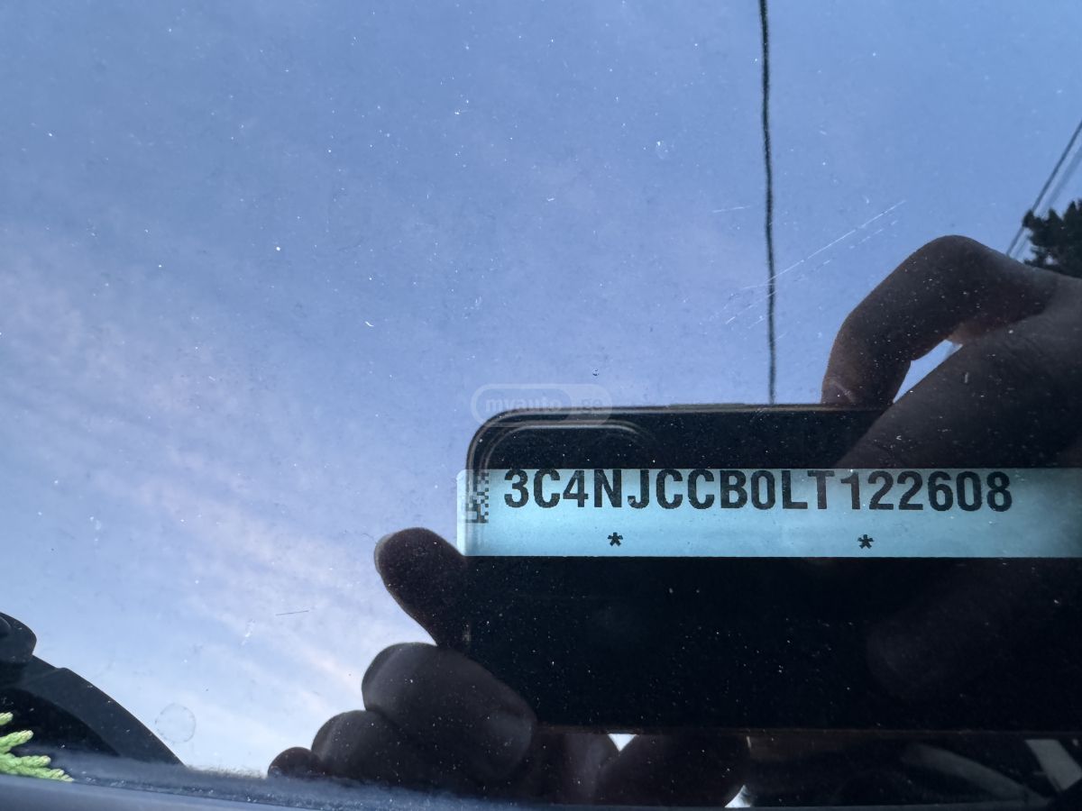 Jeep Compass - фото 9