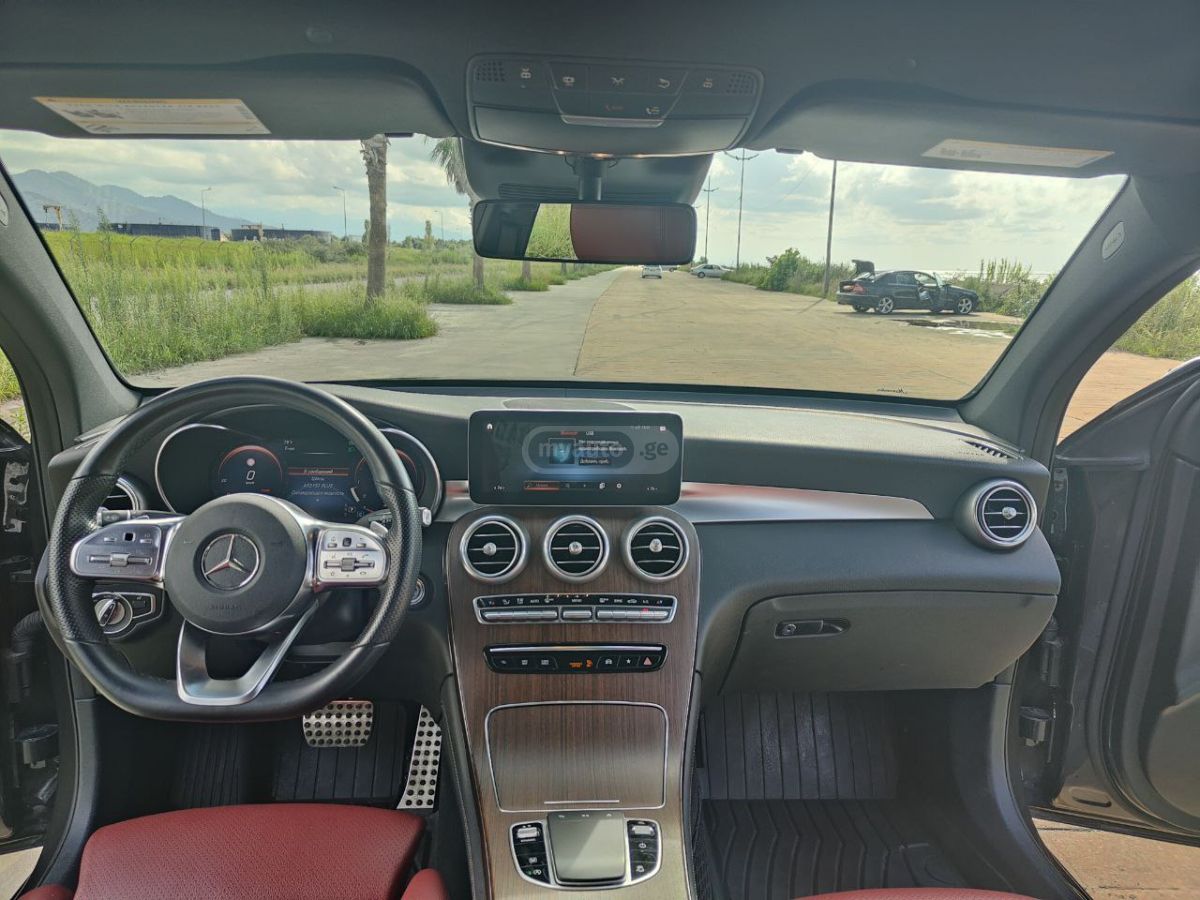 Mercedes-Benz GLC 300 Coupe - фото 5