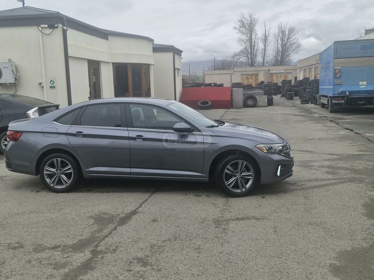 Volkswagen Jetta - фото 10