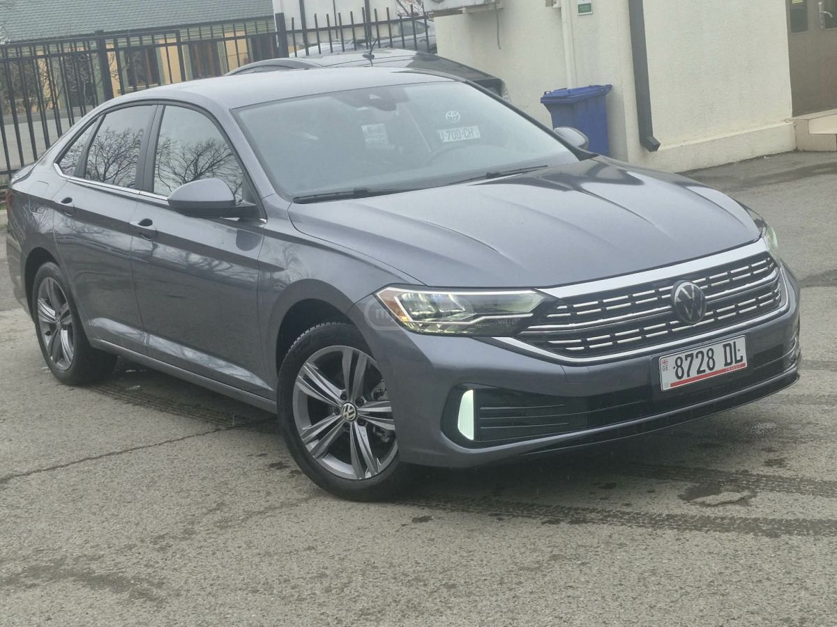 Volkswagen Jetta - фото 3