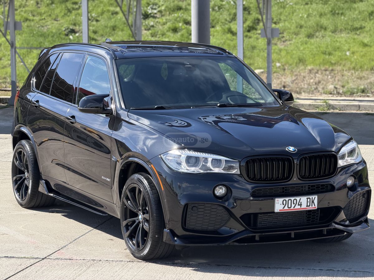 BMW X5 - фото 1