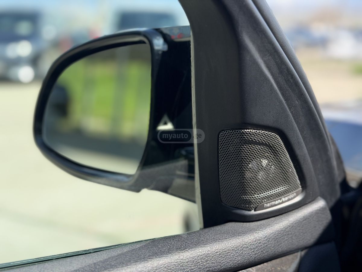 BMW X5 - фото 10