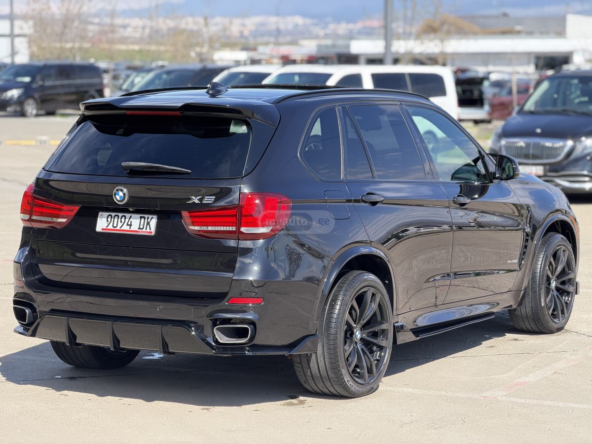 BMW X5 - фото 6