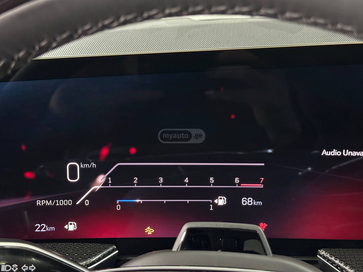 Cadillac Escalade 2026 — миниатюра 13