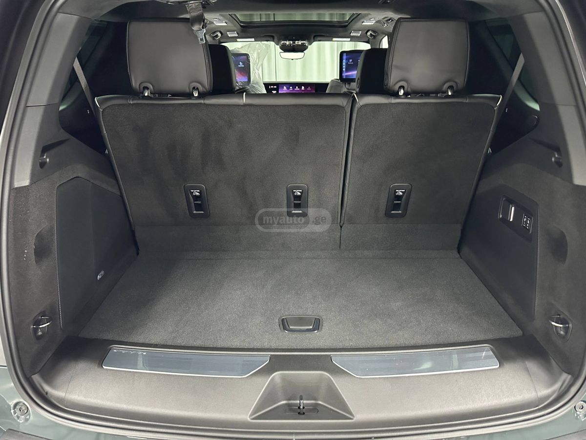 Cadillac Escalade 2026 — миниатюра 8