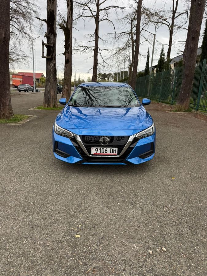 Nissan Sentra - фото 1